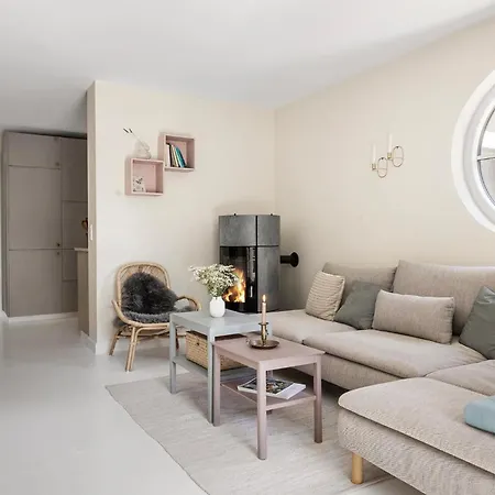 Semesterbostad Lovely In With Wifi